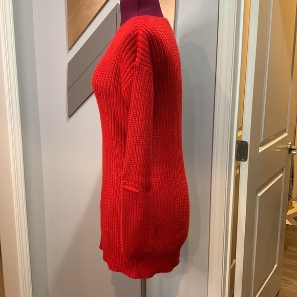 Red Ana sweater dress - Picture 4 of 9